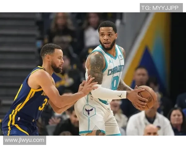 犯规大战！黄蜂&篮网半场被吹33次犯规47次罚球